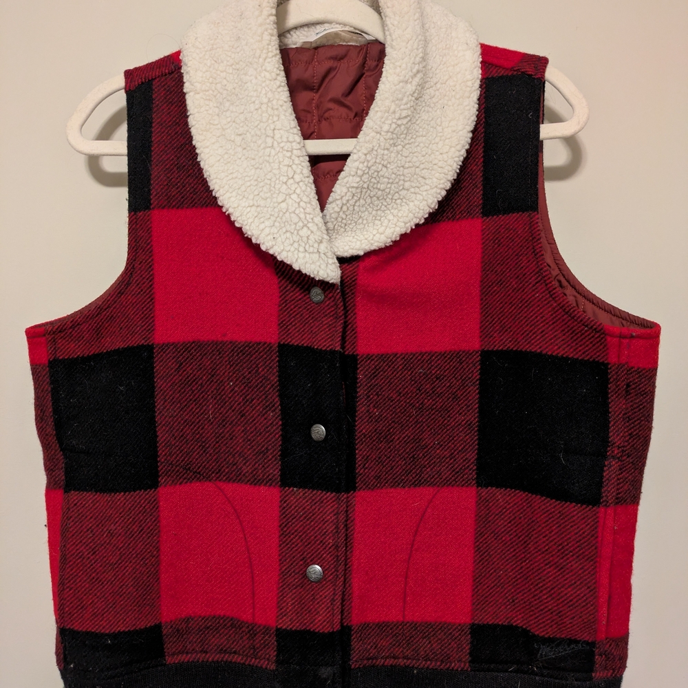 Woolrich Kids Plaid Vest with Sherpa Collar
